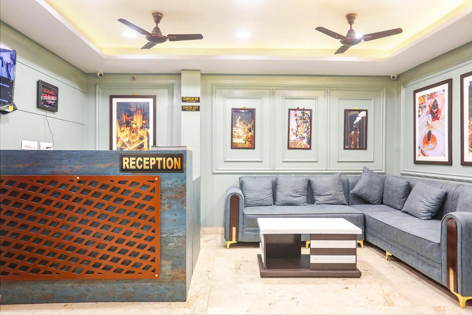 Fabhotel Hari Kunj 900 M From Kashi Vishwanath Temple Varanasi Exteriör bild